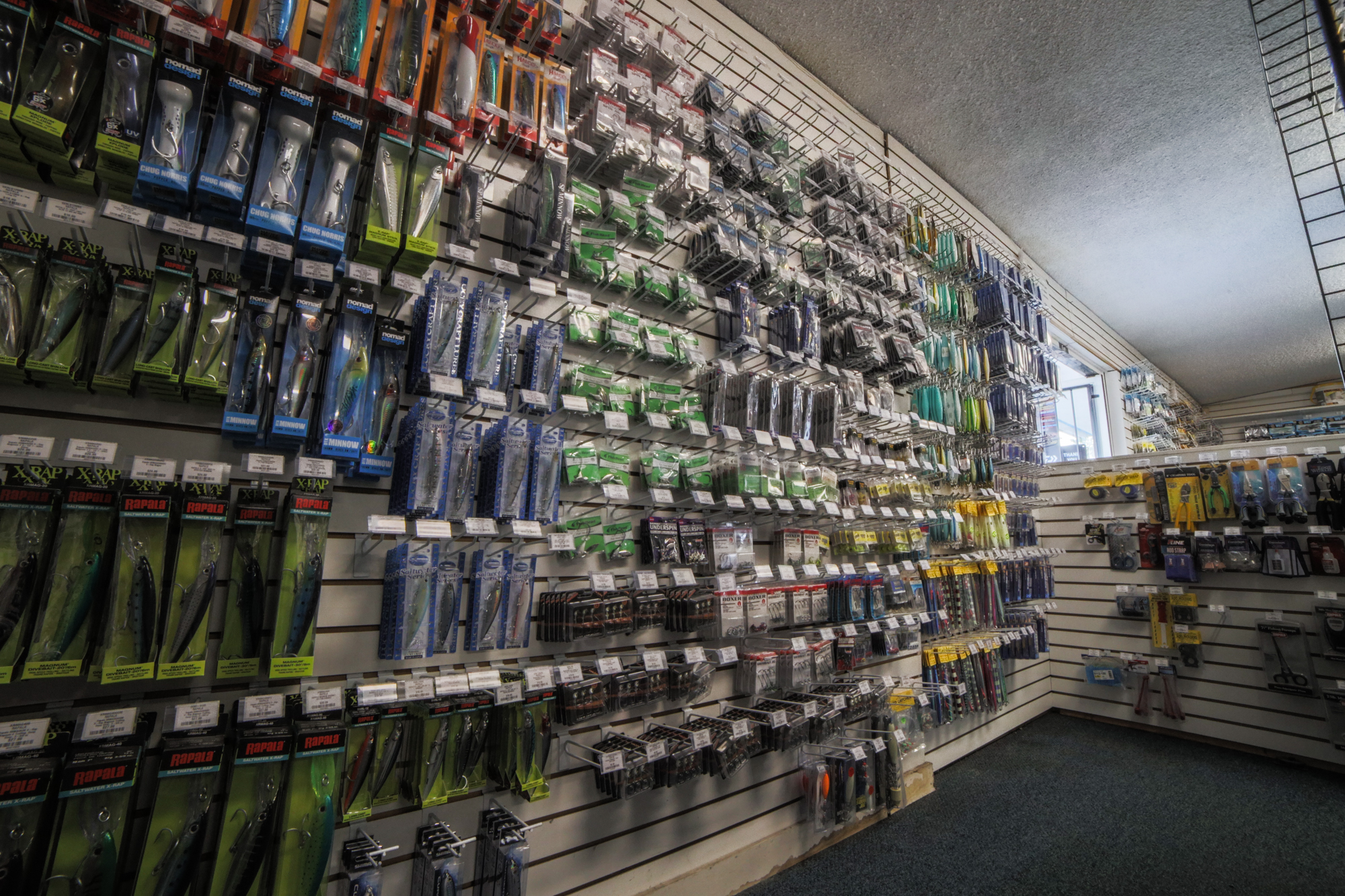 Lemon Grove Bait and Tackle, hunting and fishing store in Lemon Grove, photo 2 of 4